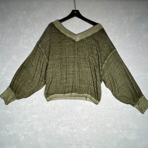 We The Free South Side Thermal Top Womens Small Olive Green V-neck Dolman Sleeve - Picture 10 of 13